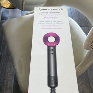 This Dyson is in perfect conditions, she works great and has all of her tools